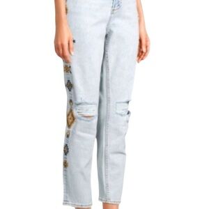 Driftwood Southwestern Gizelle Embroidered jeans